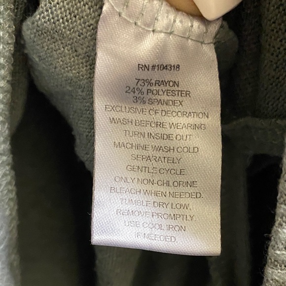 Planet Gold• Sage Green• Lounge Set - Picture 8 of 9